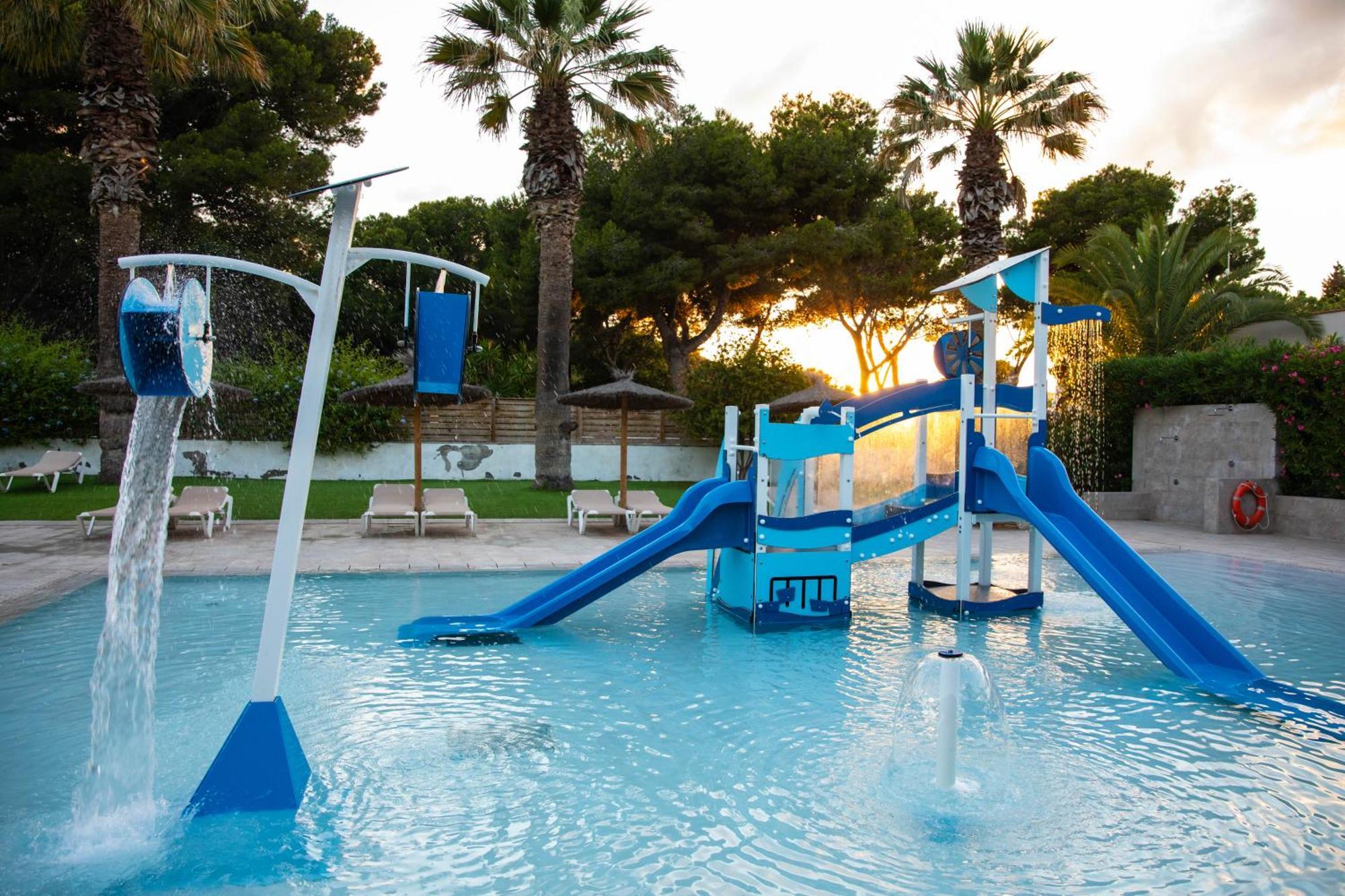 Holacamp Sitges Fun酒店 外观 照片